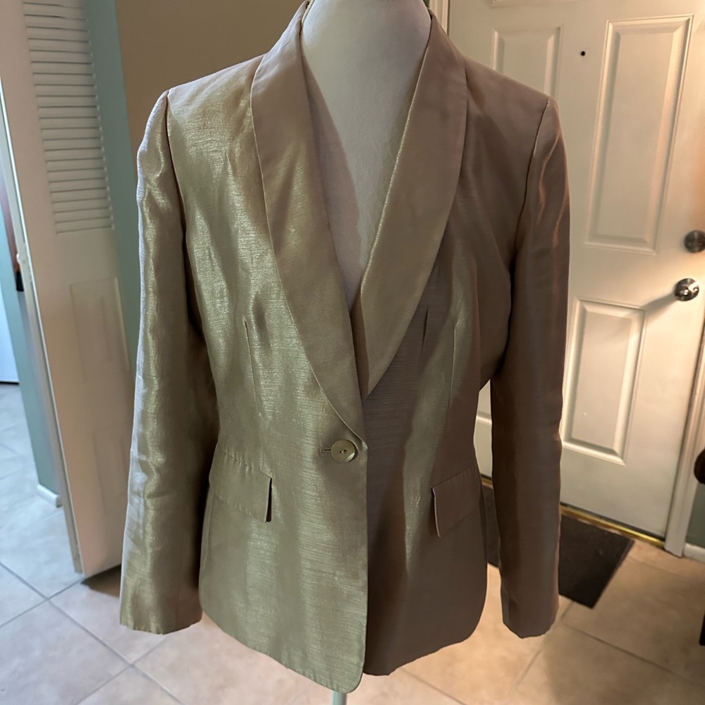 Le Suit Essentials Gold Shimmer Lined Blazer Size 12 Never Worn
